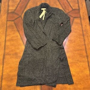 Lovestitch Size Medium Grey Cardigan